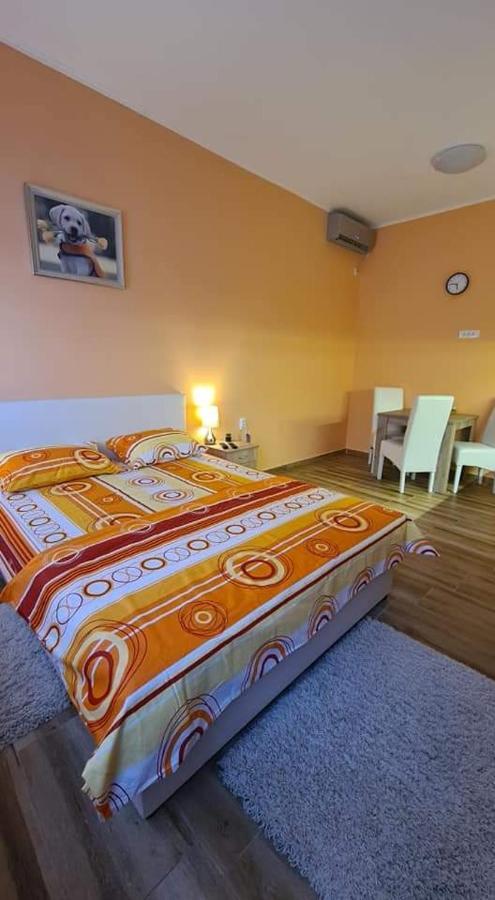 Ales Apartman Сомбор Екстериор снимка