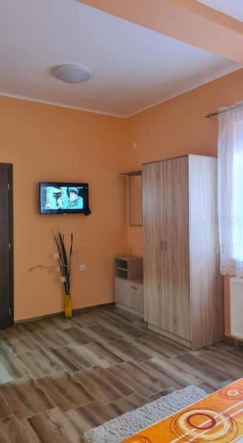 Ales Apartman Сомбор Екстериор снимка
