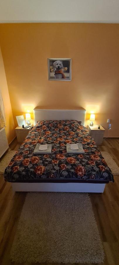 Ales Apartman Сомбор Екстериор снимка